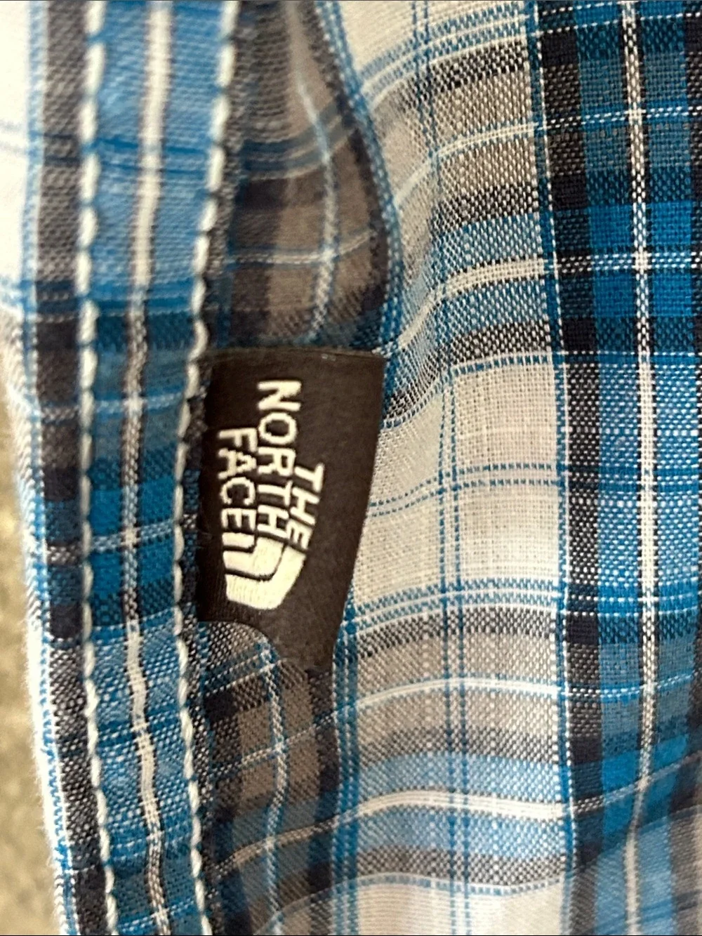 The North Face Men's Blue Plaid Short-Sleeve Button-Down Shirt